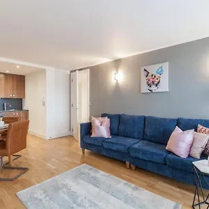 The Sinclair Building Apartment