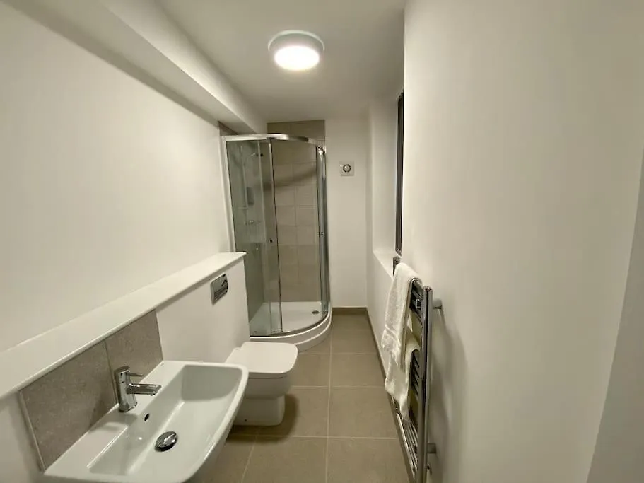 Ranmoor Serviced Apartments At Wilkinson Lane- The Burlington Suite Sheffield